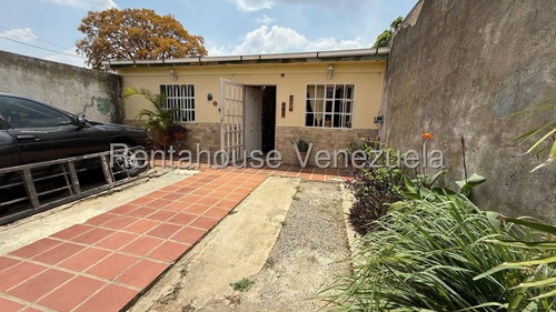 Venta Acogedora Casa Ubicada En Conjunto Cerrado,urb La Montanita Gabriela C