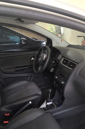 Imagem 7 de 15 de Volkswagen Fox Trend 1.0 Total Flex 5p Ano 2012