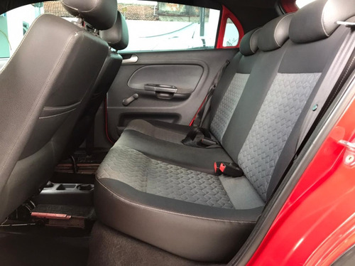 Imagem 9 de 15 de Volkswagen Gol 1.0 Track 2015