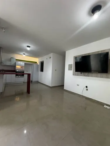 Casa En Conjunto Privado L.g.