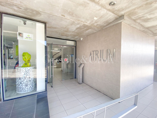 Arrienda Oficina 25m2, Atrium, La Serena (87113)