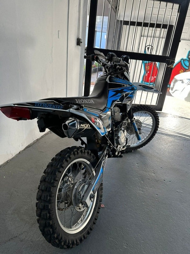 Imagen 5 de 9 de Honda Tornado