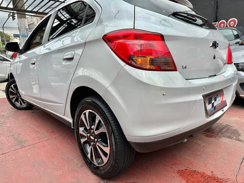 Chevrolet Onix 1.4 Lt 5p