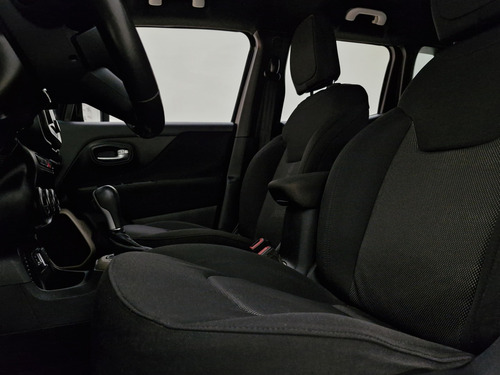 Jeep Renegade 1.8 16V FLEX LONGITUDE 4P AUTOMÁTICO