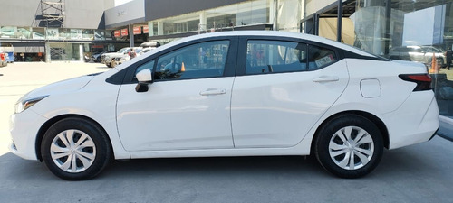 Nissan Versa 1.6 Sense Cvt