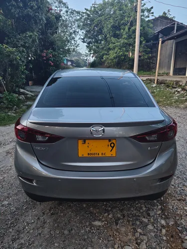 Mazda 3 2.0 Touring
