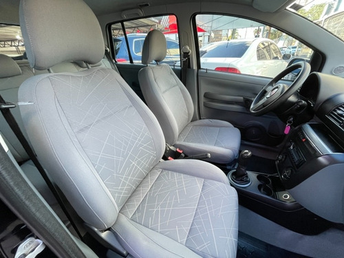 Imagem 7 de 10 de Volkswagen Spacefox Trend 1.6