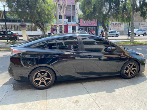 Imagen 7 de 10 de Toyota Prius Full
