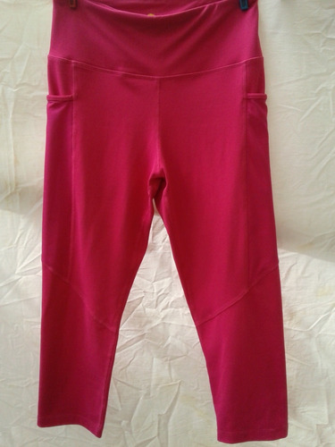 Calzas Capris En Color Fucsia Muy Buena Calidad Talle S