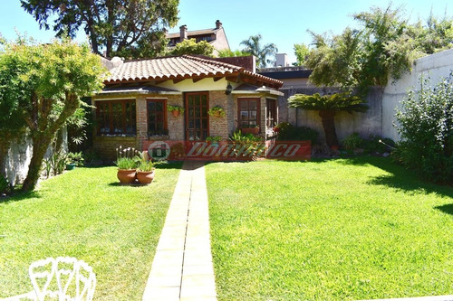 Imagen 14 de 17 de Casa En Venta En Castelar