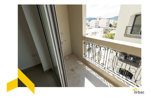Departamento En Venta En Calle 25 De Mayo 743