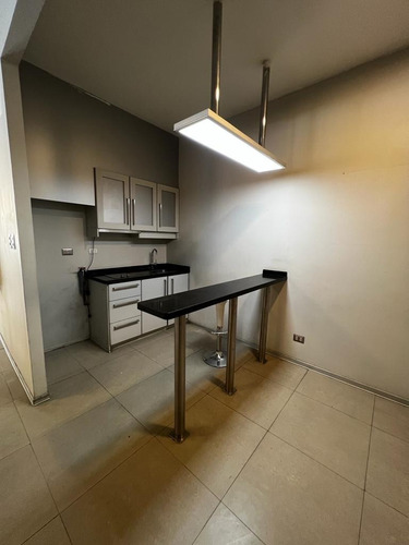 Imagen 6 de 7 de Oficina En Arriendo En Complejo Empresarial Privado