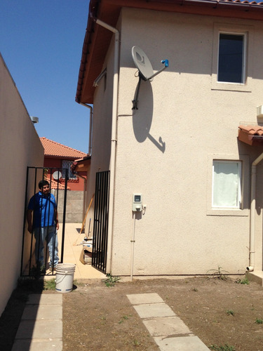 Cómoda Casa, En Bonito Sector De Buin 3d3b 1bod Est