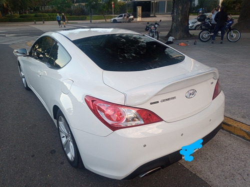 Hyundai Genesis 2011 3.8 Coupe 300cv 6at