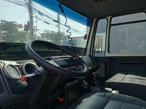 Imagem 7 de 21 de Ford Cargo 1517