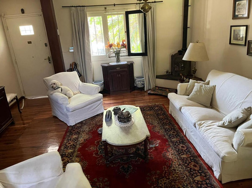 Imagen 2 de 25 de Challet En 2 Plantas , 3 Dorm , Hermoso Jardin, Cerca De Av Del Libertador