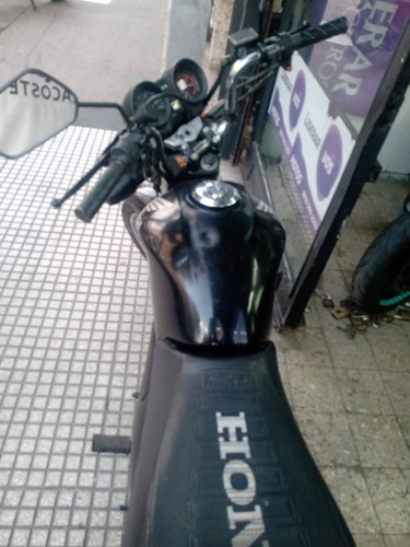 Imagen 6 de 6 de Honda Cg Titan 150 Tangomotos Liquido Esta Semana 68