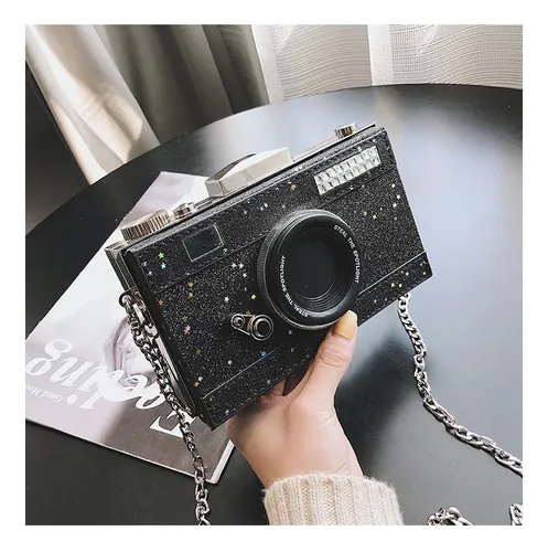 Bolso con forma de camara de fotos sale