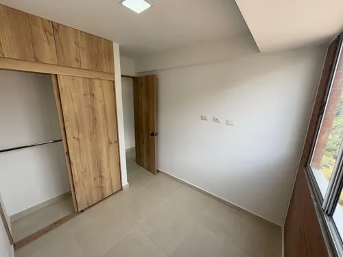 Apartamento En Venta En Fabricato. Cod V12230