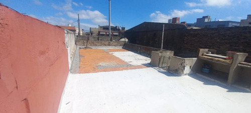 Local Sobre Avenida C/ Deposito 108 M2 Totales.