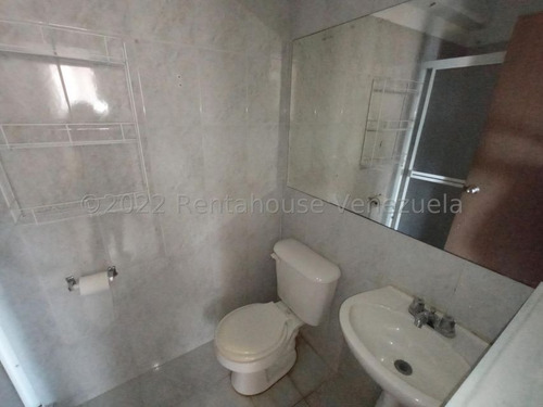 Imagen 11 de 13 de Rentahouse Celeste Nuñez 04244475408 Cod #22-23727
