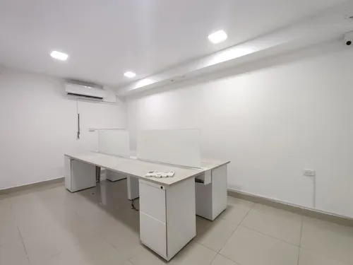 Casa-local En Arriendo En Patio Centro. Cod A24474