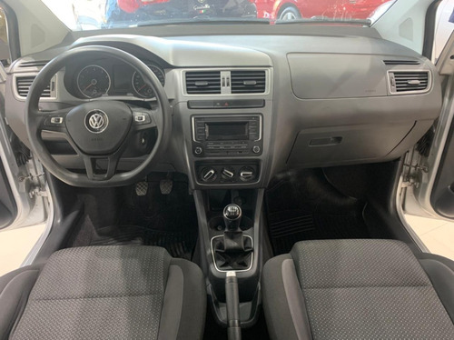 Imagen 13 de 15 de Volkswagen Suran Confortline 1.6 2017