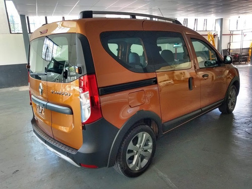 Imagen 23 de 25 de Kangoo Stepway 1.5dci Okm 2023 Concesionario En Stock (ew)