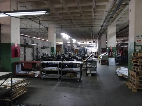Edificio En Venta Urb. Boleíta Norte Calle Urb Industrial Albores Leoncio, Caracas