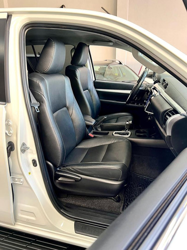 Toyota Hilux Srx 4x4 2.8 Turbo Diesel Cabine Dupla