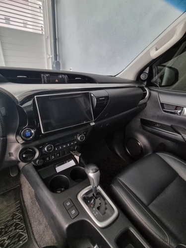Imagem 8 de 14 de Toyota Hilux 2017 2.8 Tdi Srx Cab. Dupla 4x4 Aut. 4p