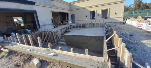 Construcción De Piscinas En Hormigón Armando