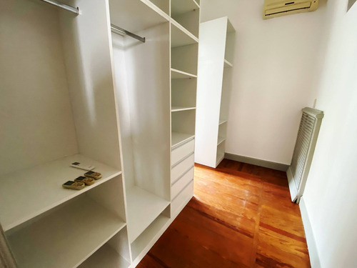 Alquiler - Apartamento U Oficina Reciclada, 348m2 En El Centro - 18 De Julio Y Plaza Cagancha