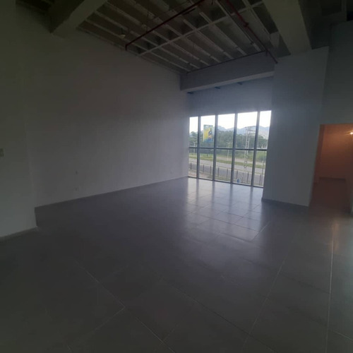 Imagen 9 de 14 de Alquiler Oficina Torre World Trade Center Naguanagua
