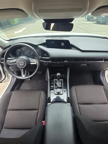 Mazda 3 2.0 Touring MHEV
