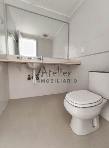 Apartamento De 3 Dormitorios, Zona Playa Brava- Ref: 1086