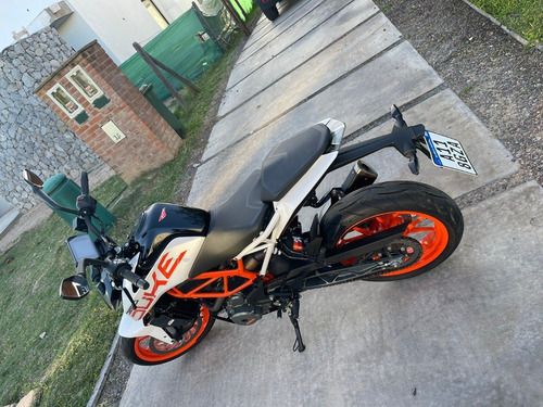 Imagen 10 de 17 de Ktm Duke 390