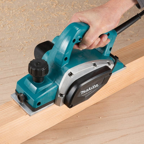 Plaina Eletrica Makita 82mm M1902 Cor Azul-turquesa