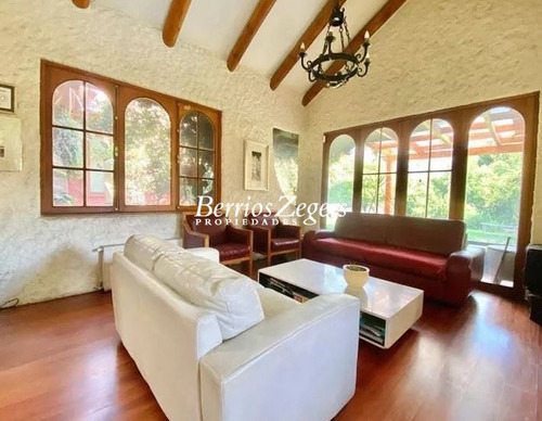 Casa En Venta 5 Dormitorios Los Dominicos, Las Condes