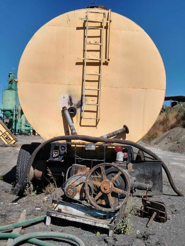 Imagen 1 de 8 de Tanque Para Asfalto Adm Con Caldera Capacidad 60,000 Litros
