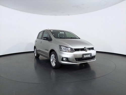 Imagem 3 de 15 de 150358 - Volkswagen Fox 2015 Com Garantia