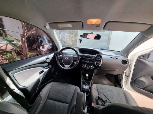 Imagem 11 de 12 de Toyota Etios Xs 1.5 16v At Flex