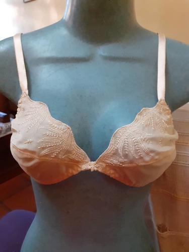 Brallette Marca Peter Pan Talla 32b Us $ 7,00