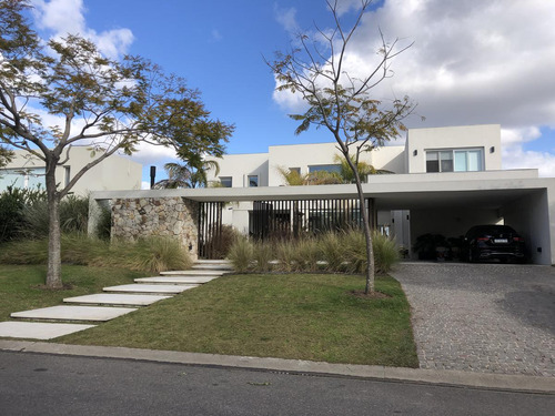 Nordelta - El Golf - Importante Casa En Venta