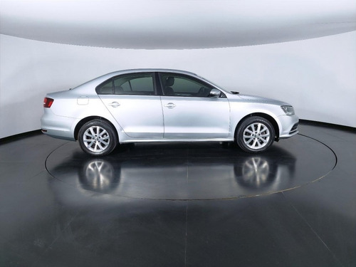 Imagem 4 de 15 de 182317 - Volkswagen Jetta 2016 Com Garantia