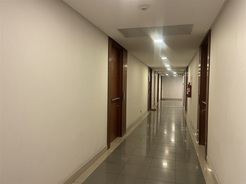 Oficina Arriendo 46m2, Con Estac 1,bodega La Dehesa Central