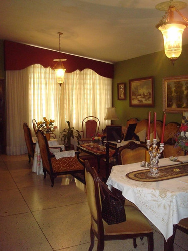 Imagen 2 de 10 de Casa En Trigal Sur (crc-020)