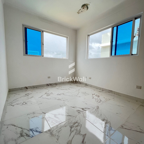 Apartamento De Alquiler Tipo Penthouse - Villa Maria - Santiago