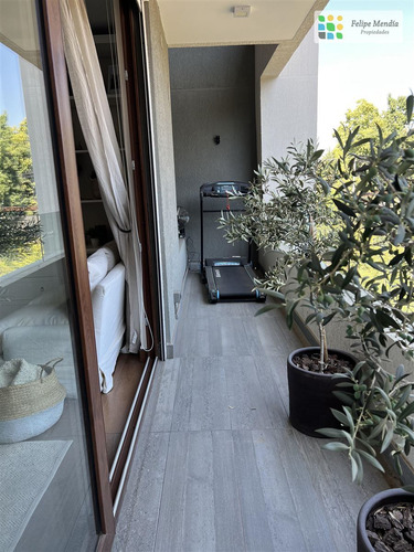 Triplex En Venta Con Jardín Y Piscina Excelente Conectividad