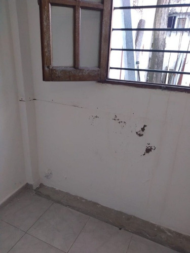 Imagen 13 de 14 de Departamento En Venta En Castelar Norte